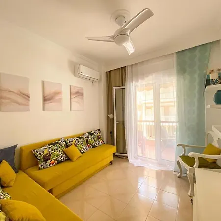 Apartment Odette's Summer House Nea Kallikrateia