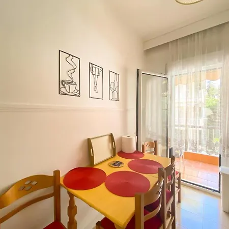 Odette's Summer House Apartment Nea Kallikrateia